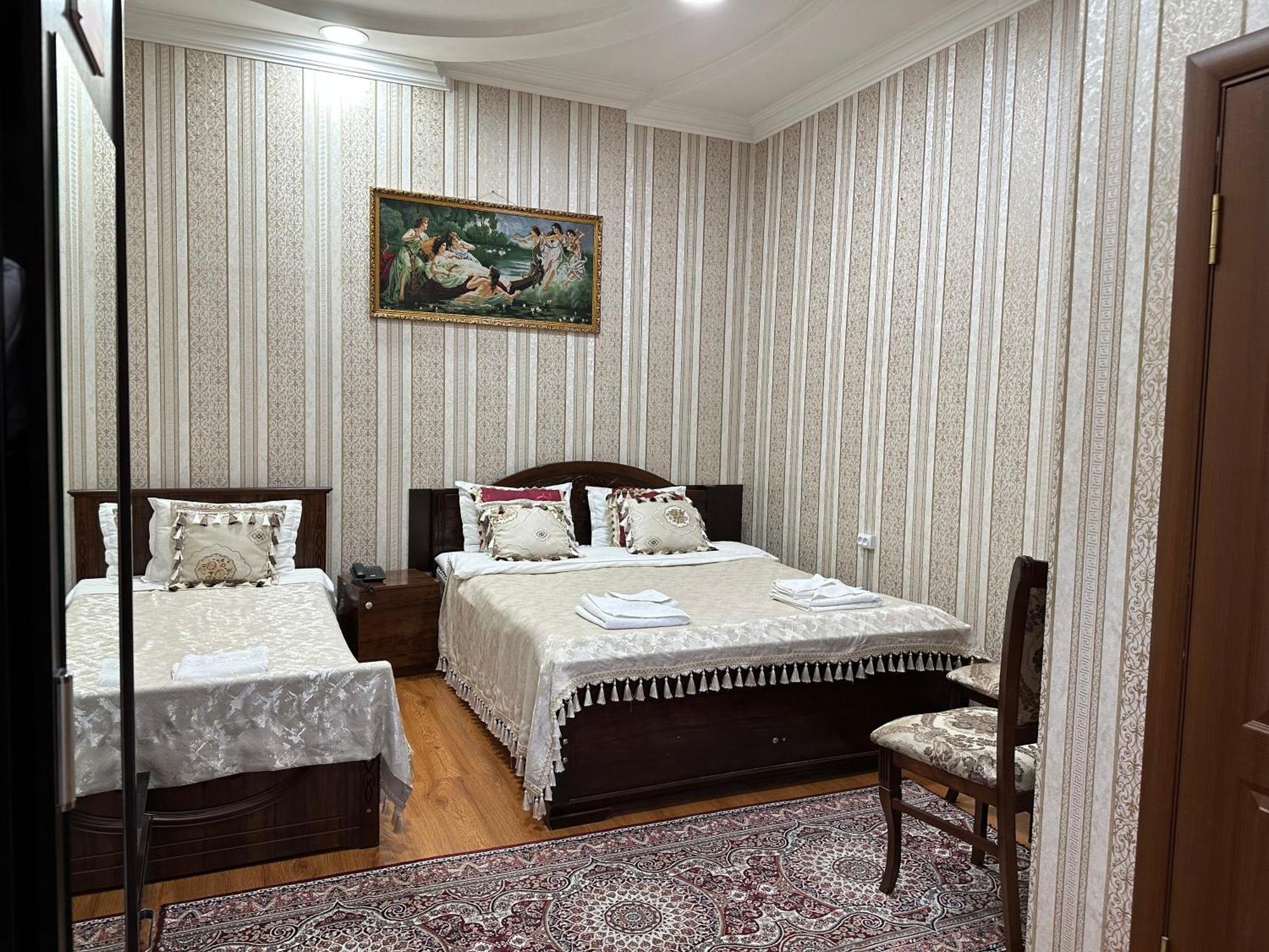 Sarbon Hotel Ташкент Екстер'єр фото