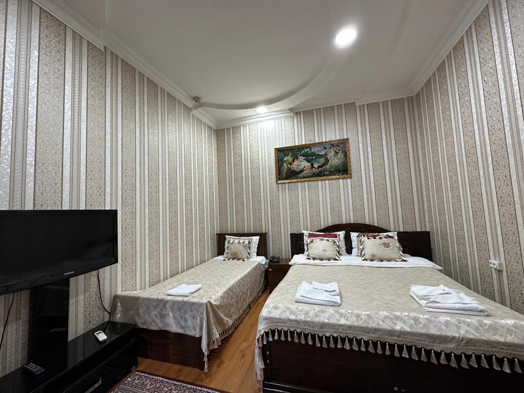 Sarbon Hotel Ташкент Екстер'єр фото