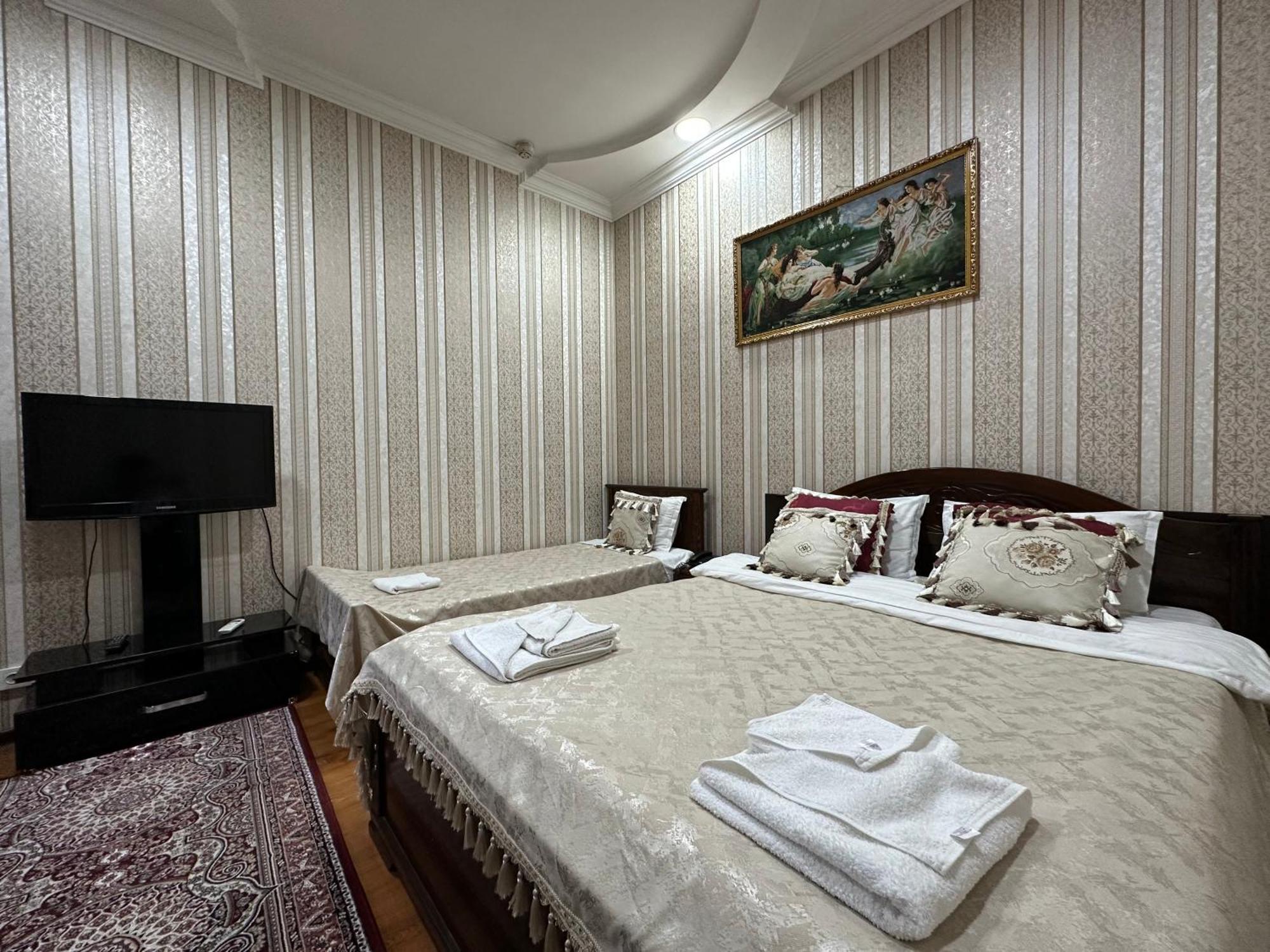 Sarbon Hotel Ташкент Екстер'єр фото